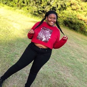 Meet your Posher, Omera